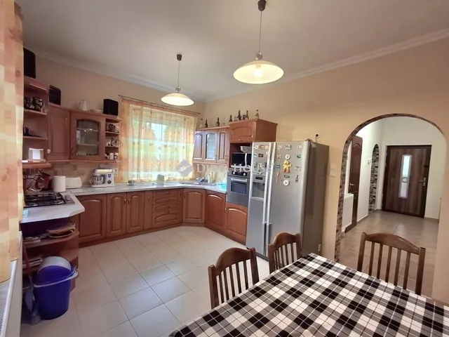 Eladó ház Debrecen, Júliatelep 116 nm
