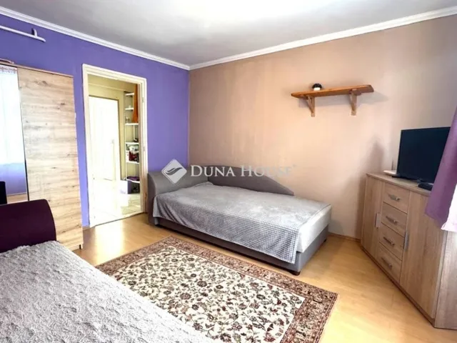 Kiadó ház Debrecen, Homokkert 30 nm