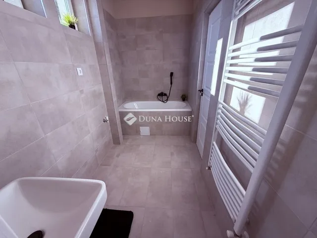 Eladó ház Debrecen 212 nm