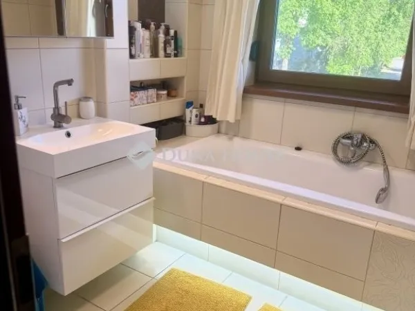 Eladó ház Debrecen, Nagyerdő 173 nm