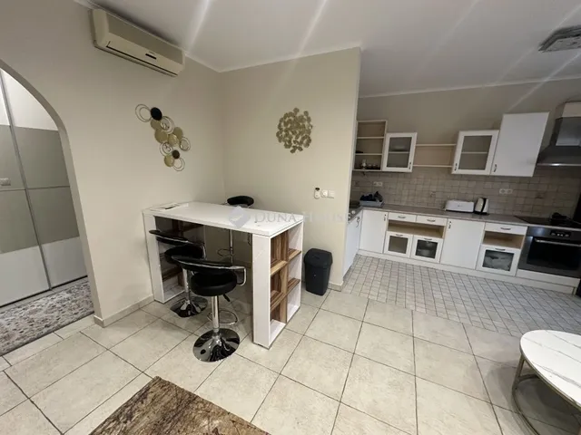 Kiadó lakás Debrecen, Belváros 69 nm