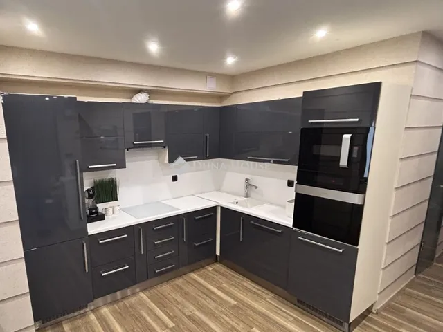 Eladó lakás Debrecen, Nagyerdő 62 nm