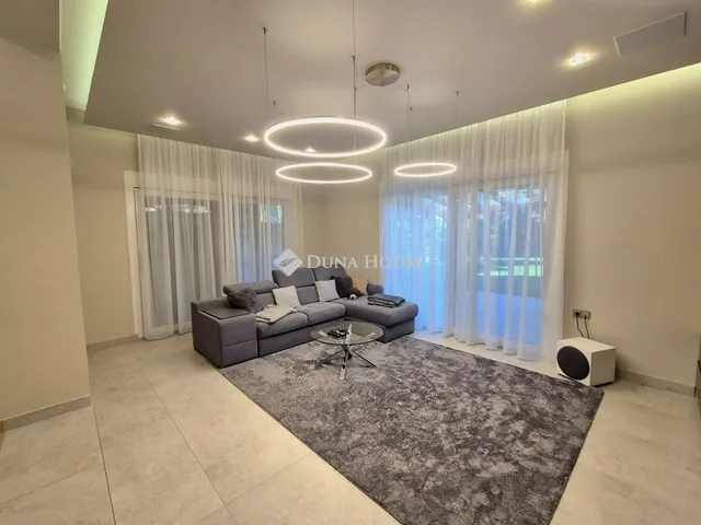 Eladó ház Debrecen 180 nm