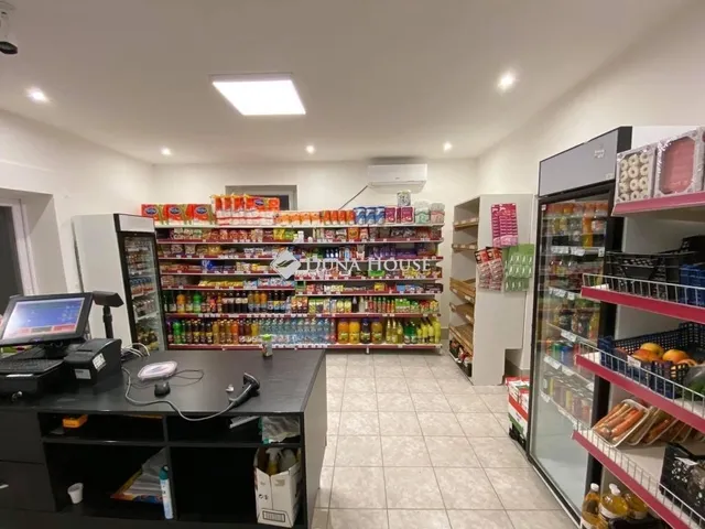 Eladó kereskedelmi és ipari ingatlan Derecske 118 nm