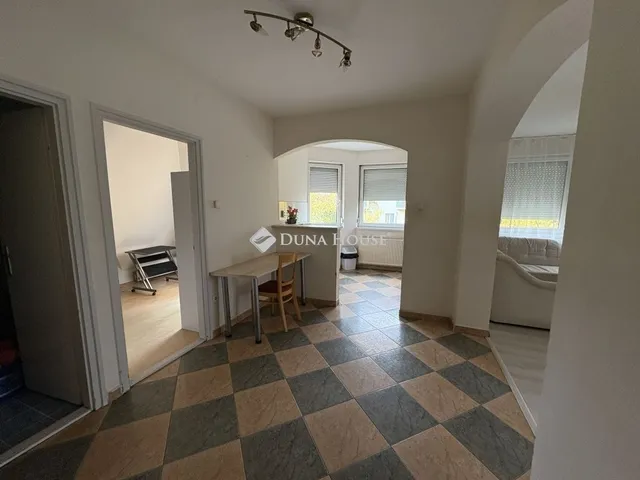 Eladó lakás Debrecen, Nagyerdő 95 nm