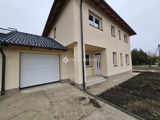 Eladó ház Debrecen, Epreskert 187 nm