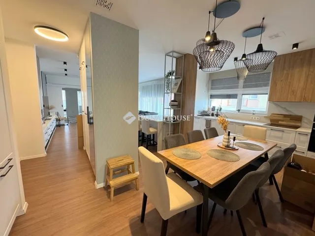 Eladó lakás Debrecen, Belváros 114 nm