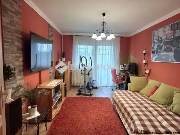 Eladó lakás Debrecen, Tócóvölgy 66 nm