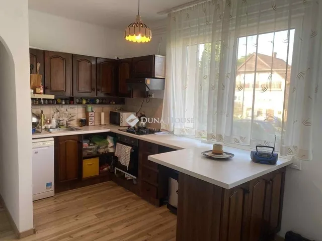 Eladó ház Debrecen 170 nm