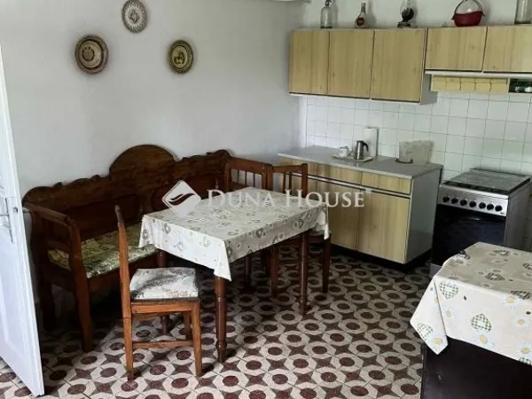 Eladó ház Sárrétudvari 150 nm