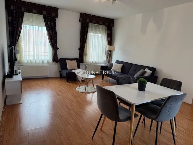 Eladó lakás Debrecen, Belváros 99 nm