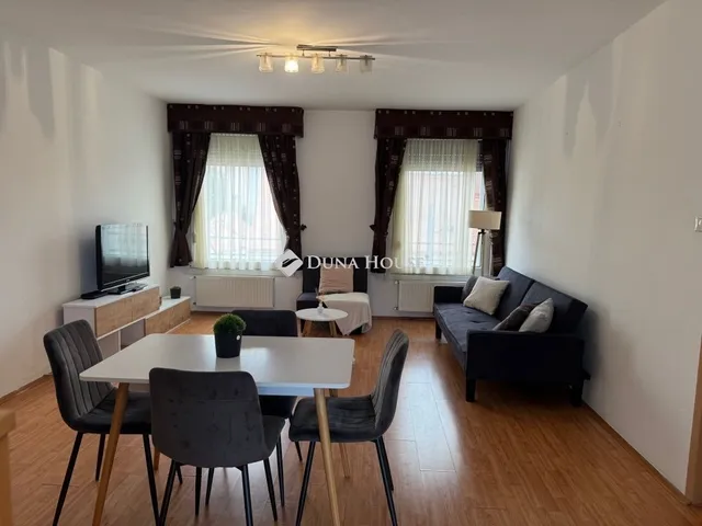 Eladó lakás Debrecen, Belváros 99 nm