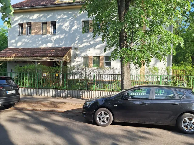Eladó ház Debrecen, Nagyerdő 229 nm