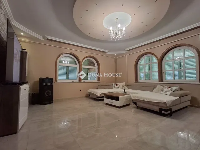 Eladó ház Karcag 190 nm