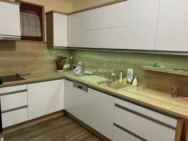 Eladó ház Biharnagybajom 110 nm