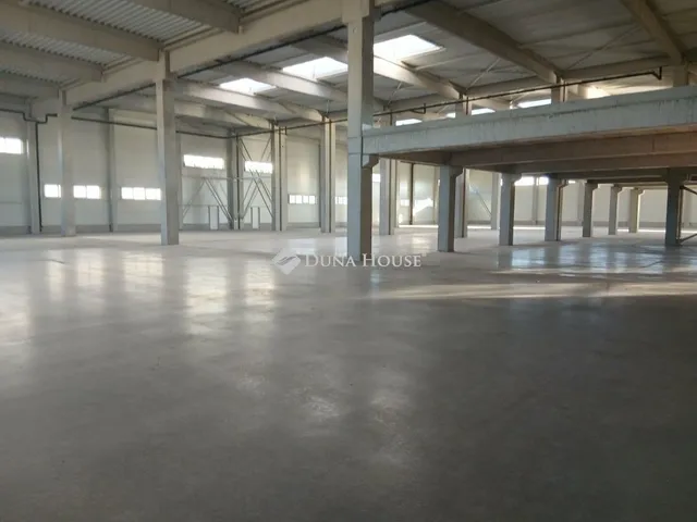 Eladó kereskedelmi és ipari ingatlan Debrecen 4357 nm