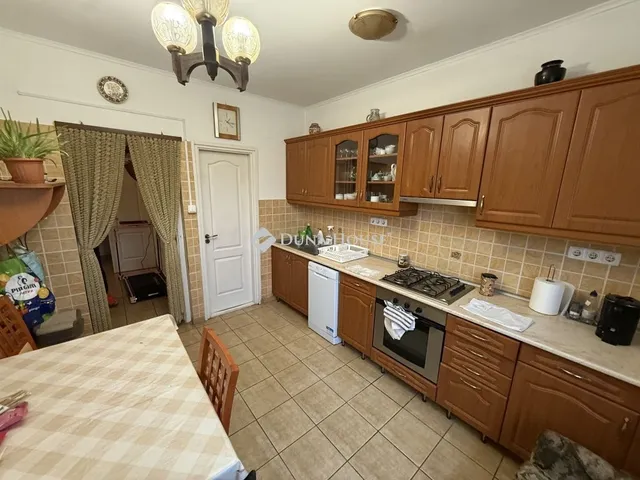 Eladó ház Debrecen, Csapókert 164 nm