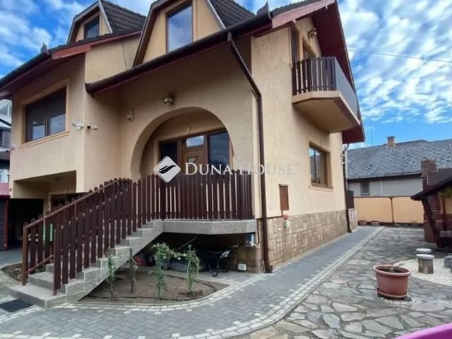 Eladó ház Debrecen 165 nm