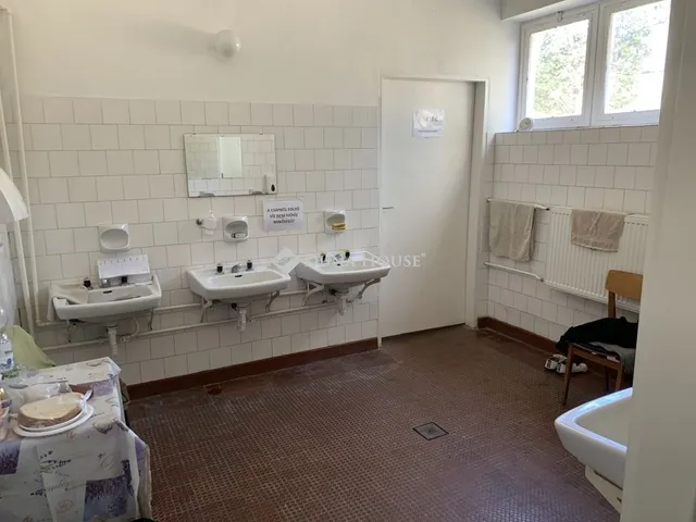 Eladó kereskedelmi és ipari ingatlan Berettyóújfalu 3030 nm