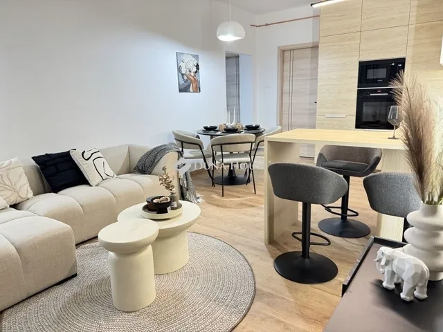 Eladó lakás Debrecen, Libakert 55 nm