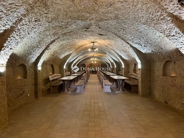 Eladó kereskedelmi és ipari ingatlan Edelény 186 nm