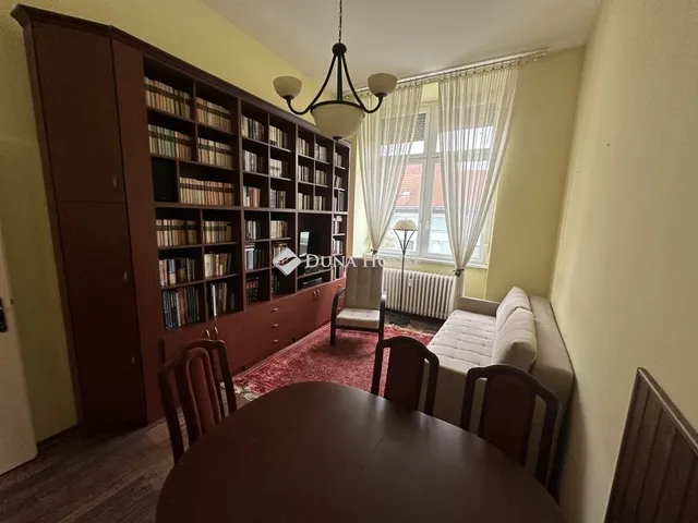 Eladó lakás Debrecen, Belváros 67 nm