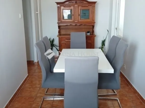 Eladó lakás Debrecen, Tócóvölgy 63 nm