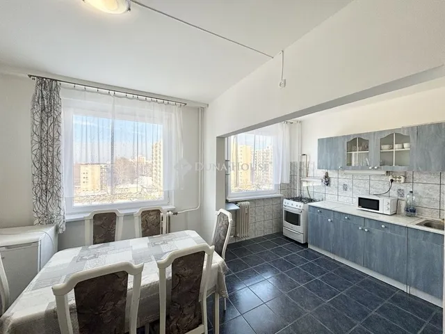 Eladó lakás Debrecen, Vénkert 71 nm