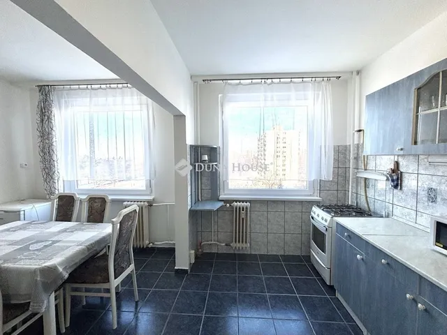 Eladó lakás Debrecen, Libakert 71 nm