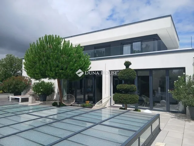 Eladó ház Debrecen 310 nm