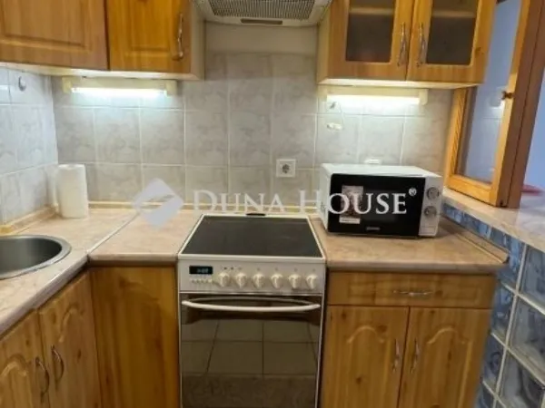 Kiadó lakás Debrecen, Nagyerdő 42 nm