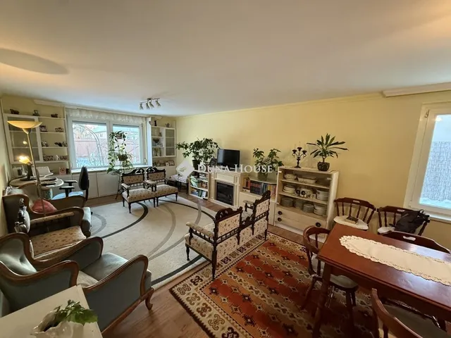 Eladó ház Debrecen, Júliatelep 106 nm