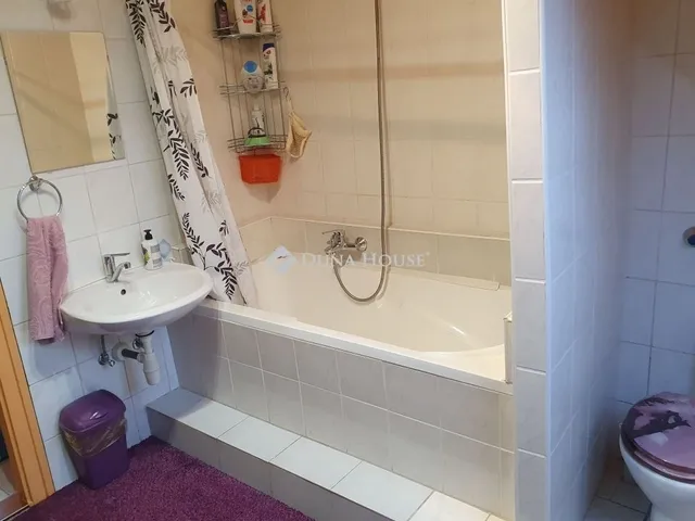 Eladó ház Debrecen 240 nm