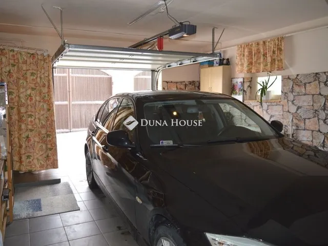 Eladó ház Debrecen 240 nm