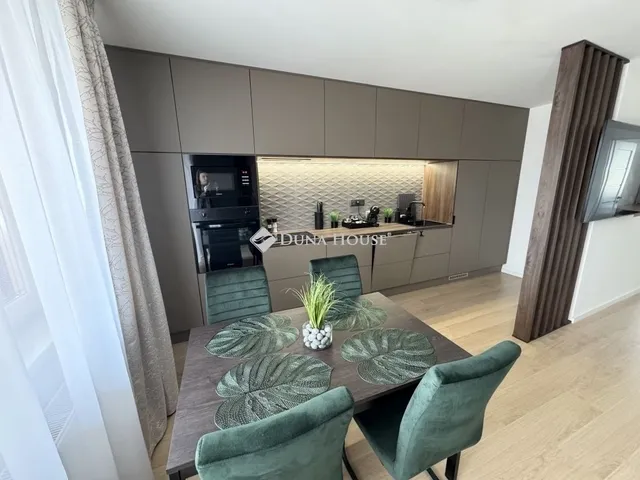 Eladó lakás Debrecen 76 nm