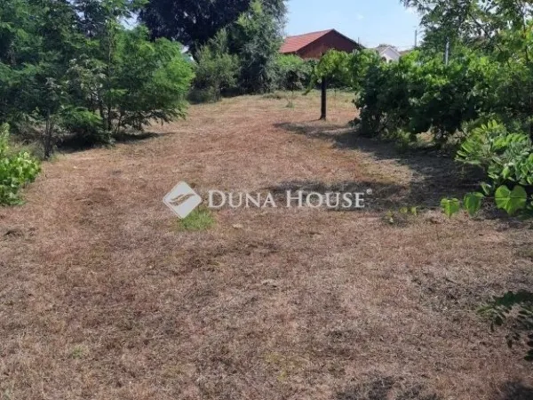 Eladó telek Hajdúsámson 900 nm