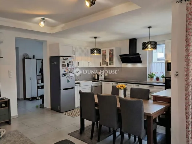 Eladó ház Debrecen, Tégláskert 178 nm