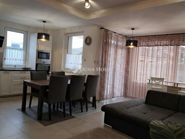 Eladó ház Debrecen, Tégláskert 178 nm