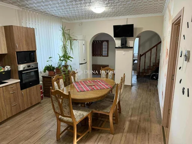 Eladó ház Püspökladány 190 nm