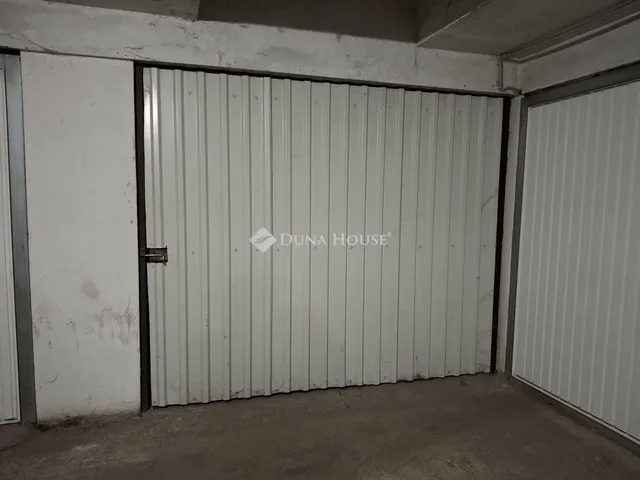 Eladó garázs Debrecen 15 nm