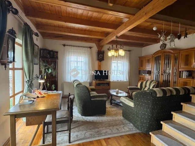 Eladó ház Mezőkövesd 170 nm