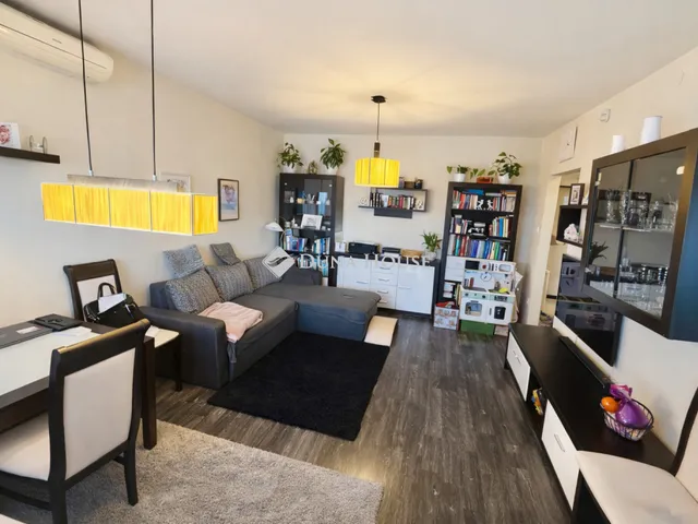 Eladó lakás Debrecen 73 nm