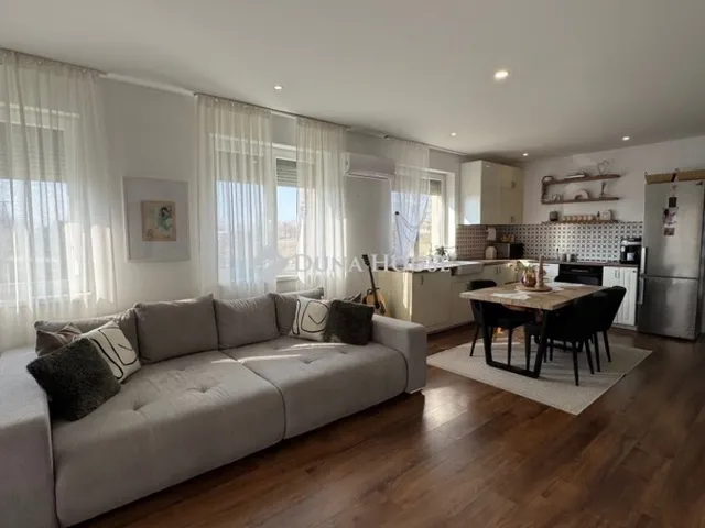 Eladó ház Mikepércs 103 nm