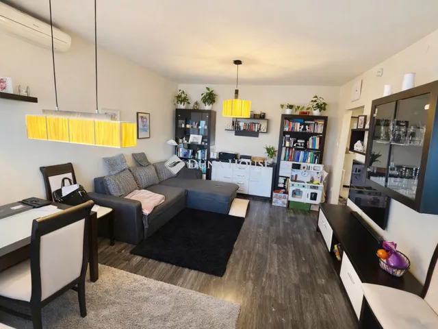 Eladó lakás Debrecen 73 nm