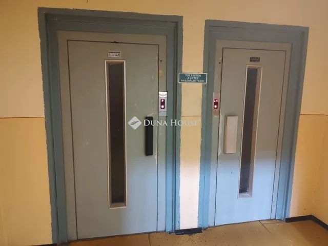 Eladó lakás Debrecen, Újkert 72 nm