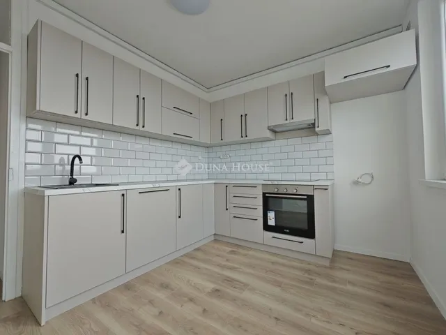 Eladó lakás Debrecen, Tócóskert 67 nm