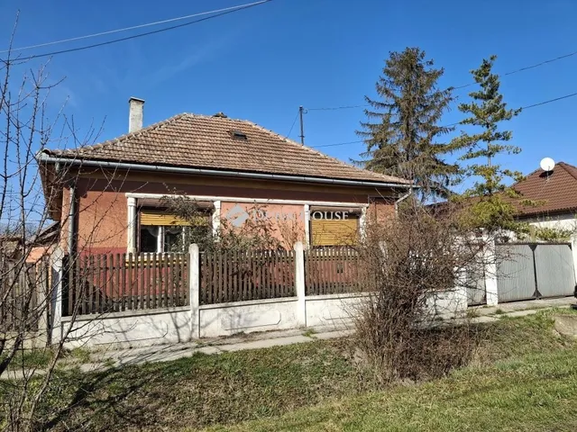 Eladó ház Biharkeresztes 65 nm