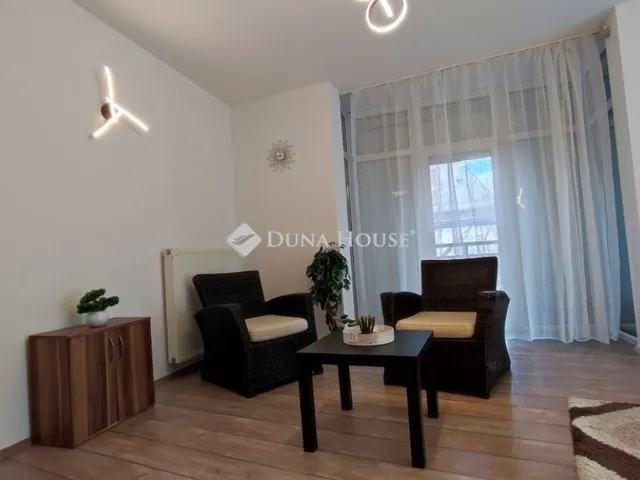 Eladó lakás Debrecen, Sestakert 99 nm