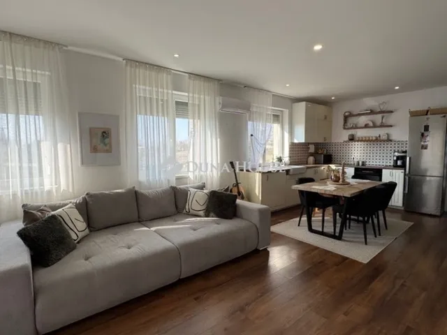 Eladó ház Mikepércs 103 nm