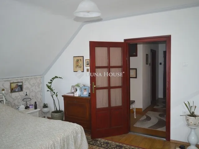 Eladó ház Debrecen, József Attila-telep 136 nm